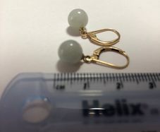 14 ct kt gold and jade earrings