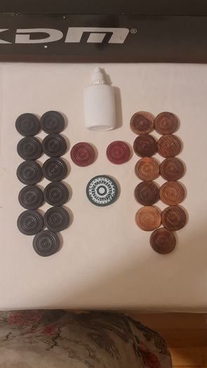 carrom board