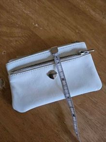 Textier White Patent Leather Coin Purse