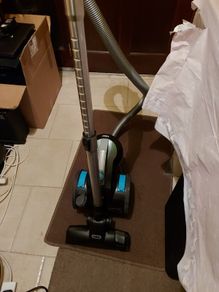 VAX Air Stretch Pet Vacuum Cleaner, Model CCQSASV1P1, in very good condition, good suction