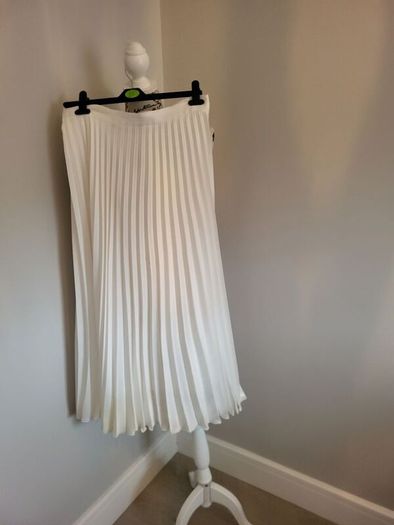 white accordian skirt