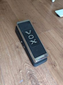 Vox wah-wah V847a