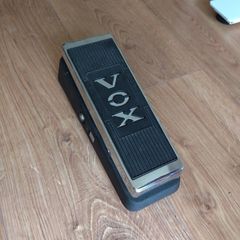 Vox wah-wah V847a