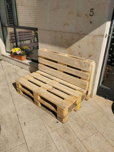 Pallet Garden Furniture