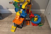 vtech toot toot car garage