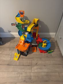 vtech toot toot car garage
