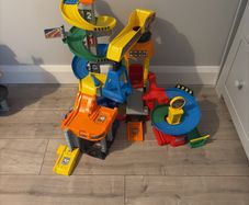 vtech toot toot car garage