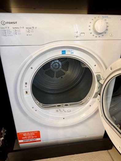 INDESIT I1 D80W UK 8 kg Vented Tumble Dryer - White