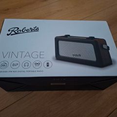 ROBERTS Vintage Portable DAB Radio