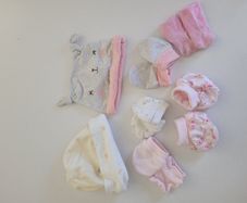 Newborn hat mittens bootie bundle