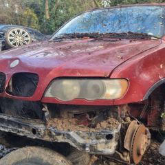 bmw x5 breaking
