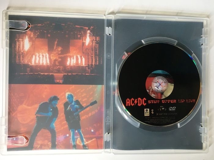 AC/DC [2001] Stiff Upper Lip Live [Music DVD]