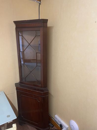 Corner Unit