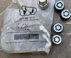 locking wheel nuts Honda