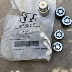 locking wheel nuts Honda