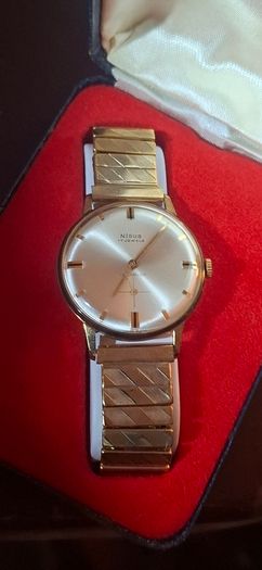 Gold plated Nisus 17 Jewel