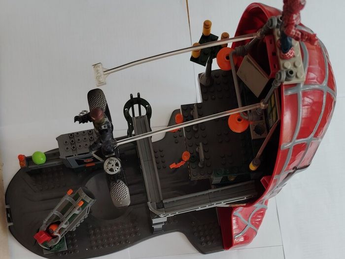 Spider Man 3- Secret Lab Assault - Mega Bloks