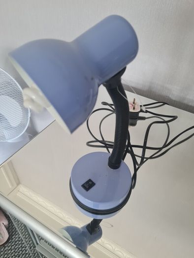 desk lamp