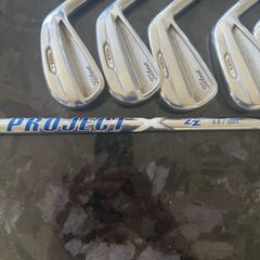 Titleist T100s Irons 4-PW