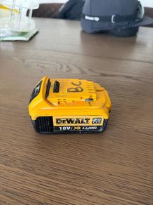 Dewalt 4Amp Battery