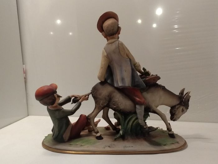 Capodimonte Figurine set (Rare Vintage Collectibles)