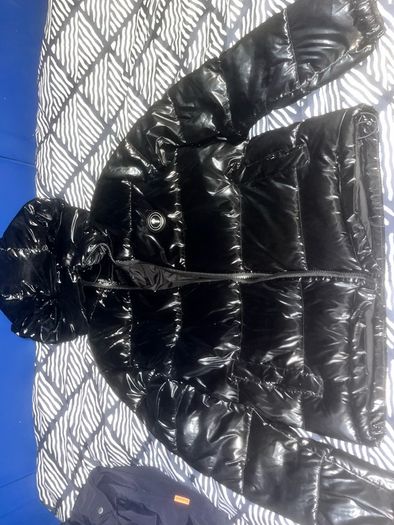 Trapstar Black Shiny Puffer Jacket great condition