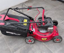Lawnmower