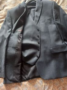 Daniel Hechter (Paris) Suit, size 44S.