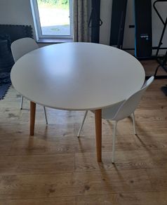Ikea table (open to offers)