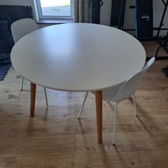 Ikea table (open to offers)