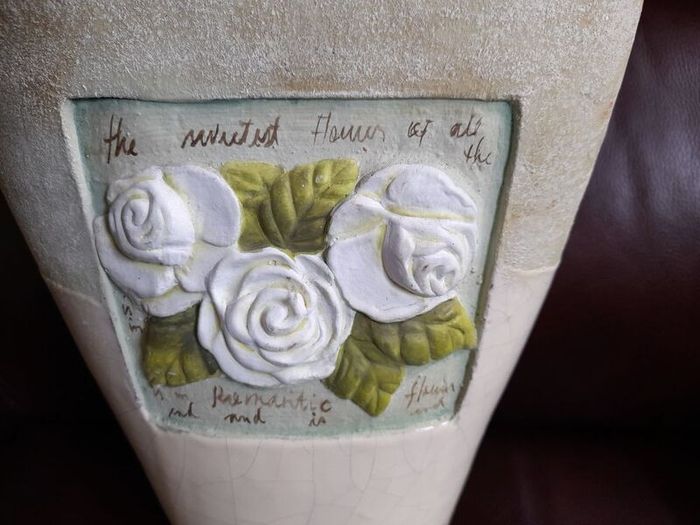 antiques Decorated flower pot