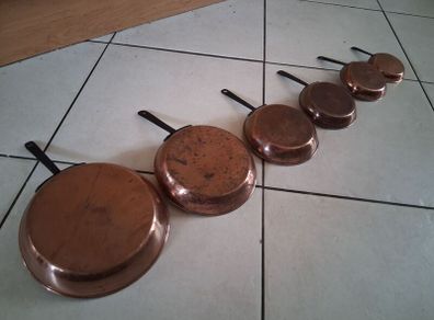 Graduated Set 6 Copper Saucepans