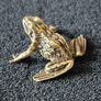 3 brass frogs,. Solid brass. Image 4