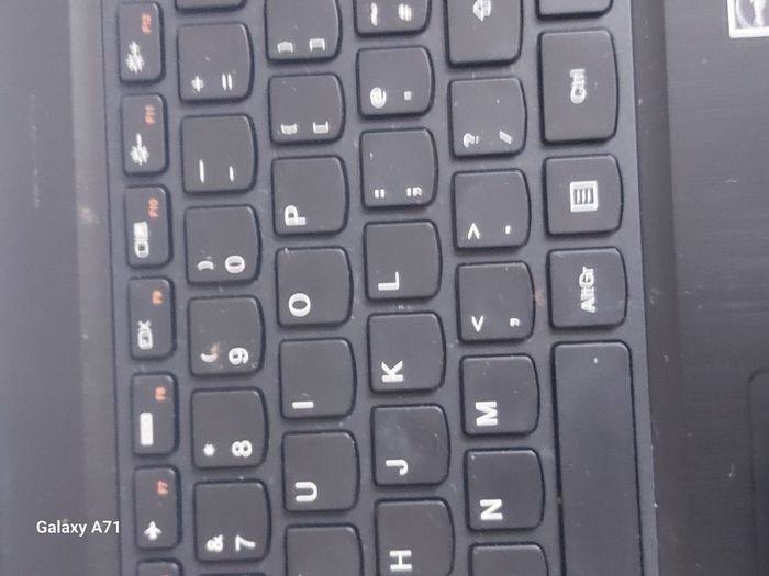 Lenovo G40-30 Model 80FY, Intel Celeron CPU N2840, 2.16GHz, 2GB Ram, 500GB HDD, Windows 8, Chrome and VLC for best Movie experience