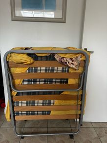 Folding bed