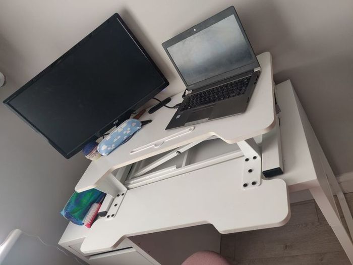 adjustable standing desk