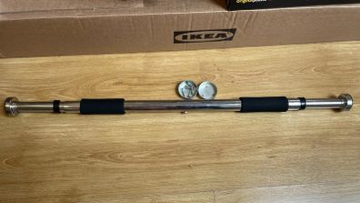 Pull up bar