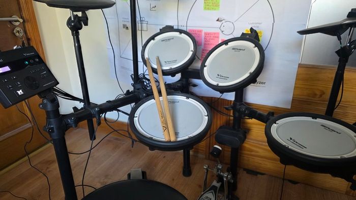 Roland V-Drums TD-07 electronic drum kit