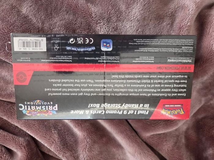 Pokemon Prismatic evolutions suprise box