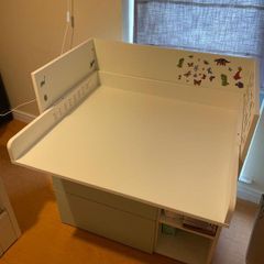 Baby changing unit