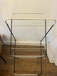 clothes drying rack