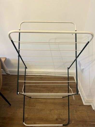 clothes drying rack