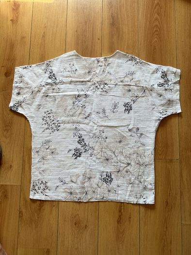 Beautiful Linen Blend Ladies Top Size 20