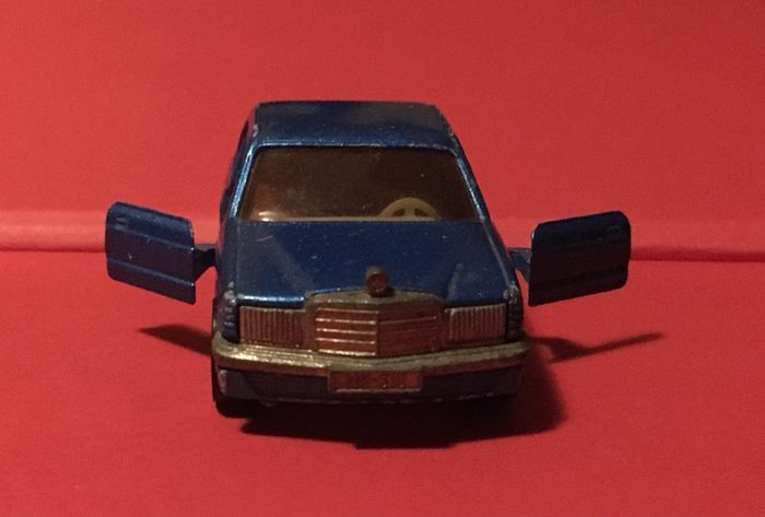 Siku Mercedes 500 SE