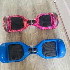 2 Hoverboards + 2 Seats + Charger ,Untested / For Fixing