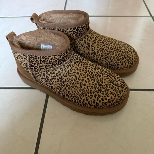 Ugg Ultra Mini Boots - Size 4/37