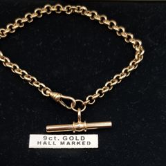Vintage 9ct yellow gold T-bar bracelet