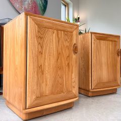 Vintage Ercol blonde bedside cabinets/side cabinets mid century retro