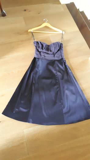 Beautiful Coast Dress Size 10