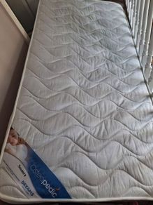 Single mattress